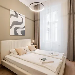 شقة N36- Boutique Apartments, Location, By Bqa, بودابست